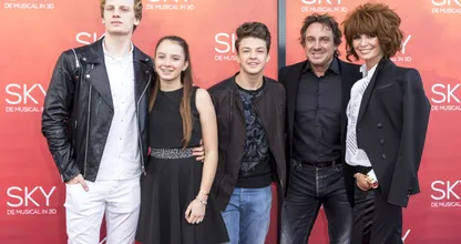 Feest in huize Borsato: dochter Jade (18) is geslaagd