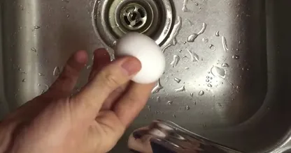 Pelar un huevo en 3 segundos? ¡Es posible con este simple truco! 