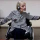 Primaballerina mit Alzheimer erinnert sich an ihre Choreographie, als sie den Schwanensee hört