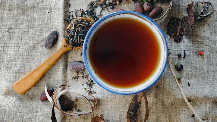3 tipi di tè con benefici per la longevità