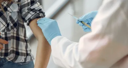 Dít zijn tot nu toe de bijwerkingen van het coronavaccin in Nederland 