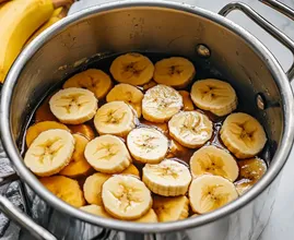 Faites bouillir une banane dans du vinaigre et buvez cette boisson : Les résultats surprenants du matin !