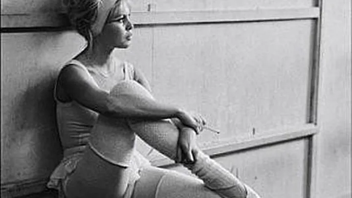 La vie de la belle Brigitte Bardot en images