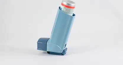 Oei: ontstekingsremmer in inhalatoren kan witte stof in je brein verstoren