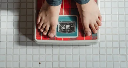 Om deze redenen vallen mannen sneller af dan vrouwen