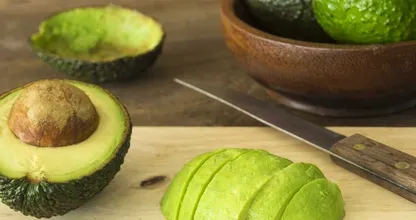 Wow, das passiert in deinem Körper wenn du jeden Tag eine Avokado isst! Supermarkt wir kommen!