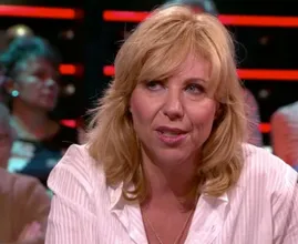 Claudia de Breij in tranen in DWDD: ‘Hij was als een vader voor me’