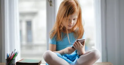 Ouders en scholen hebben te weinig oog voor online kinderlokken