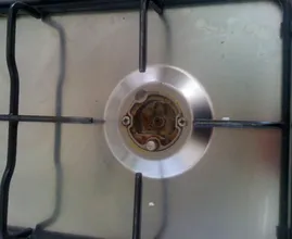 So schnell hast du den Gasherd noch nie sauber gemacht! Diese Tipps machen es möglich