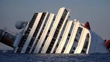 Zwei Männer betreten ein verlassenes Kreuzfahrtschiff - als sie entdecken, was sich darin befindet, rufen sie die Polizei