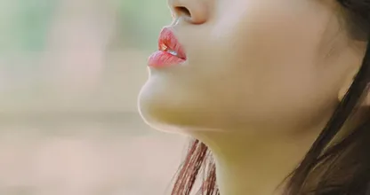 6 possible explanations why women have some hair on their chin