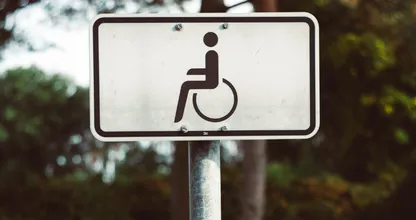 Un invento genial: nueva silla de ruedas que mejora la movilidad