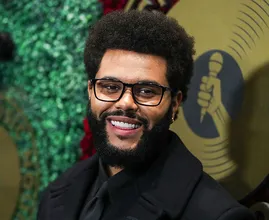 The Weeknd verbreekt Spotify-record van Justin Bieber