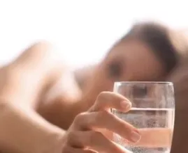 Are you often thirsty in the middle of the night? This is the reason and the solution