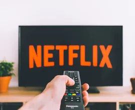 Surprise: Netflix start met toeslagen voor abonnees die hun account delen