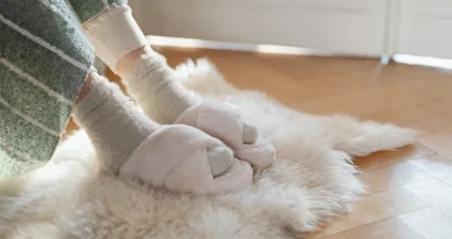 Esta es la razón por la que no debes usar pantuflas todo el día