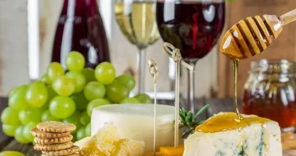 Betaald wijn en kaas proeven tijdens Kerst? Dan is dit jouw droombaan