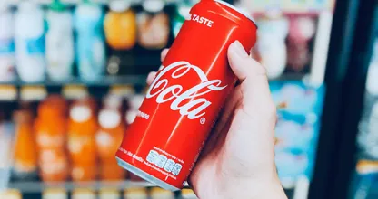Descubre cuándo realmente no deberías beber un refresco