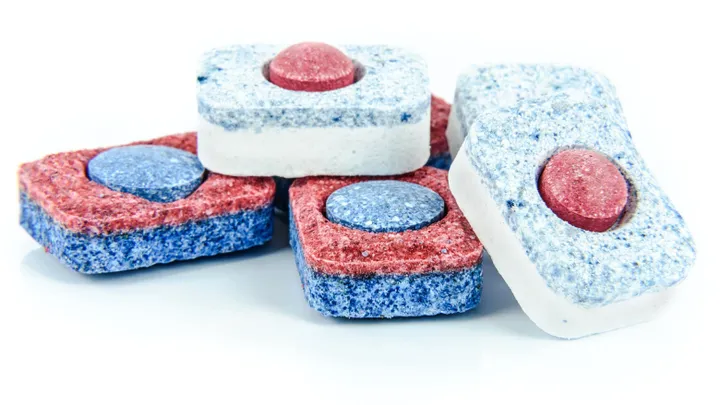 Este consejo te ayudará a ahorrar dinero en pastillas para lavavajillas