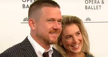 Zo vierden BN'ers feest op de bruiloft van Johnny de Mol en Anouk van Schie