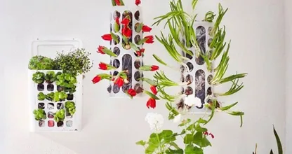 Dieser IKEA Tütenspender kostet keine 2 Euro und schafft Ordnung im Haushalt, egal wo.