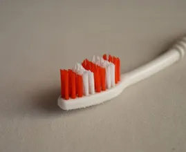 Here are 6 things you can use your toothbrush for besides brushing your teeth!