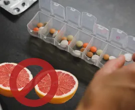 Feit of fabel: kan grapefruit invloed hebben op je medicijnen?