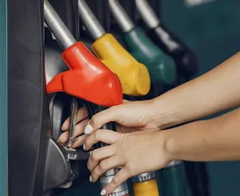 Stakingen Franse olie- en gasbedrijven gaan mogelijk door