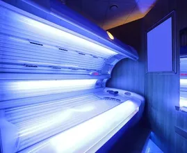 Voorbruinen onder de zonnebank: is het nou wel of niet verstandig?