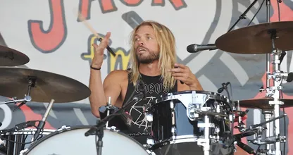 Foo Fighters-drummer Taylor Hawkins (50) overleden