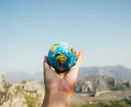 Medische kosten: hoe zit dat eigenlijk tijdens je vakantie?
