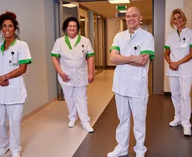Aha: dit is hoeveel de sterren verdienen aan BN'ers in het Ziekenhuis
