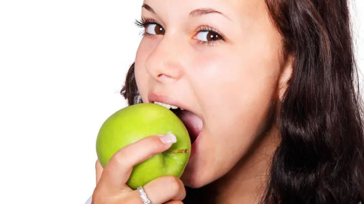 These 6 things are bad for your teeth and you didn't even know it