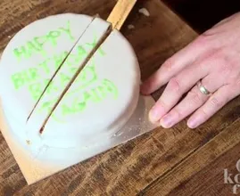 Do you know how to cut a cake? You've probably been doing it wrong your entire life!
