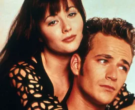 Shannen Doherty brengt ode aan Luke Perry met emotionele rol in Riverdale