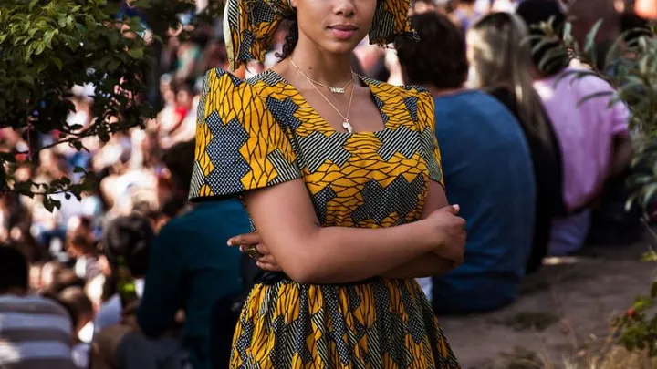 30 beautiful women from around the world