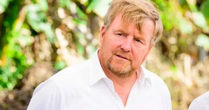 Koning Willem-Alexander nodigt 100 mensen uit voor koninklijke lunch