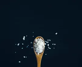 Deze 7 symptomen wijzen erop dat je te veel zout eet