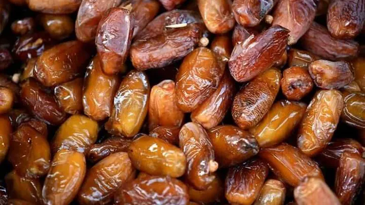 Comer 3 Tâmaras Por Dia Faz Estas Coisas Surpreendentes Em Seu Corpo!
