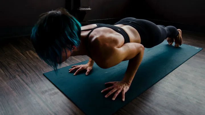 These are the perfect exercises to get strong and toned arms!