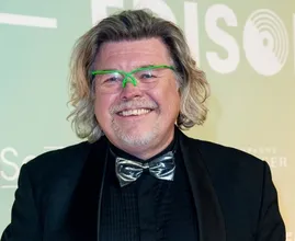 Pech voor René Karst: opnieuw slachtoffer van een autobrand