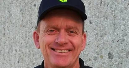Wijkagent politie Archimedes geeft foutparkeerder geen boete om wel een hele bizarre reden! Huh?