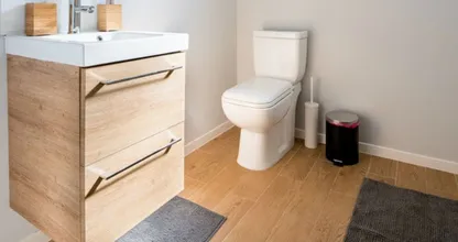 How many times a day should you pee?