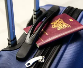 Dieses Reisepassfoto geht viral im Internet rund weil es so schlecht ist, das es schon wieder lustig ist