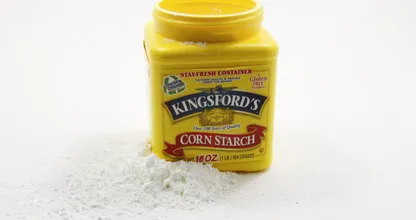 Cornstarch is a true miracle product! Did you know you can use it for all these things?