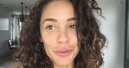 Fajah Lourens deelt: ‘Een gelukkig leven zit niet in dat perfecte lijf’
