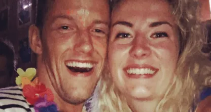 Ontstond er een romance? Zó gaat het nu met Thijs en zijn reismaatje Demi