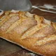 Ist Dinkelbrot wirklich gesünder als Weizenbrot? Wir haben die Antwort.