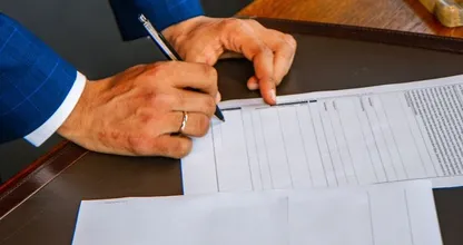 Wachten met je testament tot je oud bent? Liever niet en dít is waarom