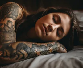 Woman Thought She Could Sleep Safely With Her Pet Python Every Night, Until The Vet Showed Her The Startling Truth
